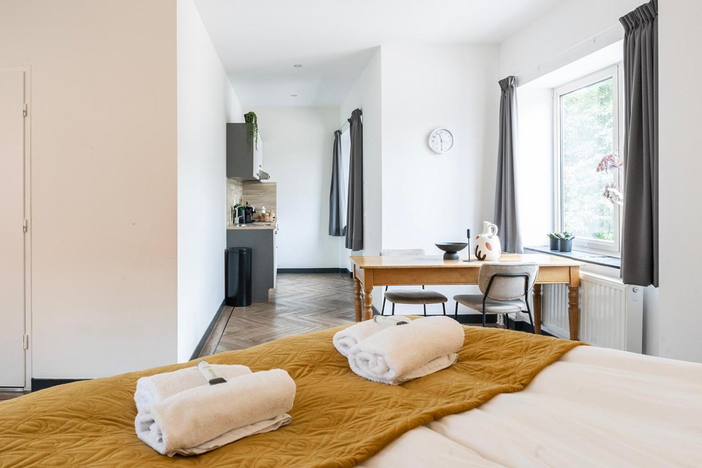 Xl Loft With Balcony And Wifi Near Hotspots Appartement