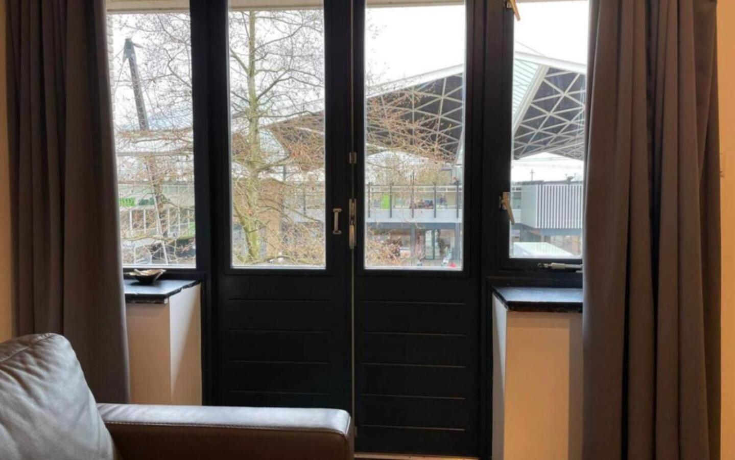 Apartment Xl Loft With Balcony And Wifi Near Hotspots